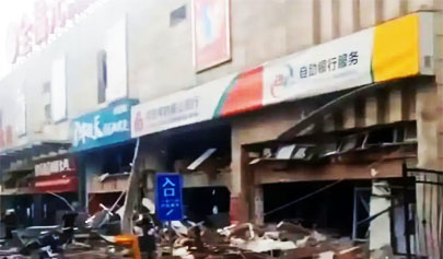 致2死2伤，山东潍坊高密市一沿街门店突发燃气闪爆