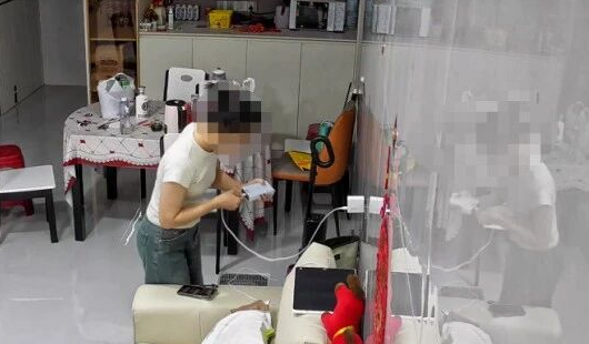 广西一居民家中发生惊险一幕!充着充着电就爆炸了